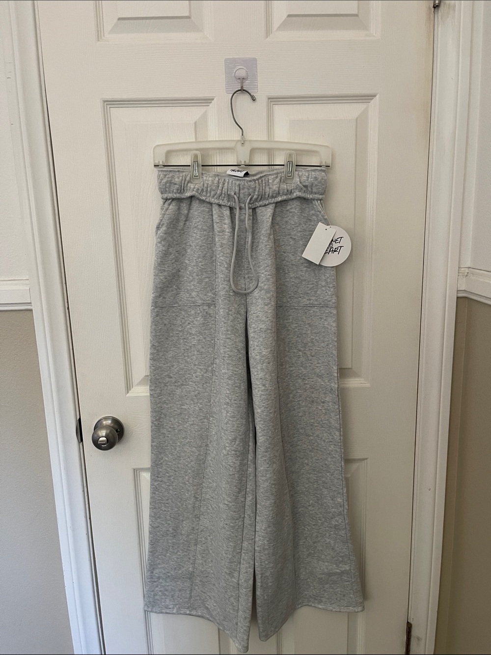 💜 Planet Heart Wide Leg Grey Sweatpants – Soft Knit Bottoms